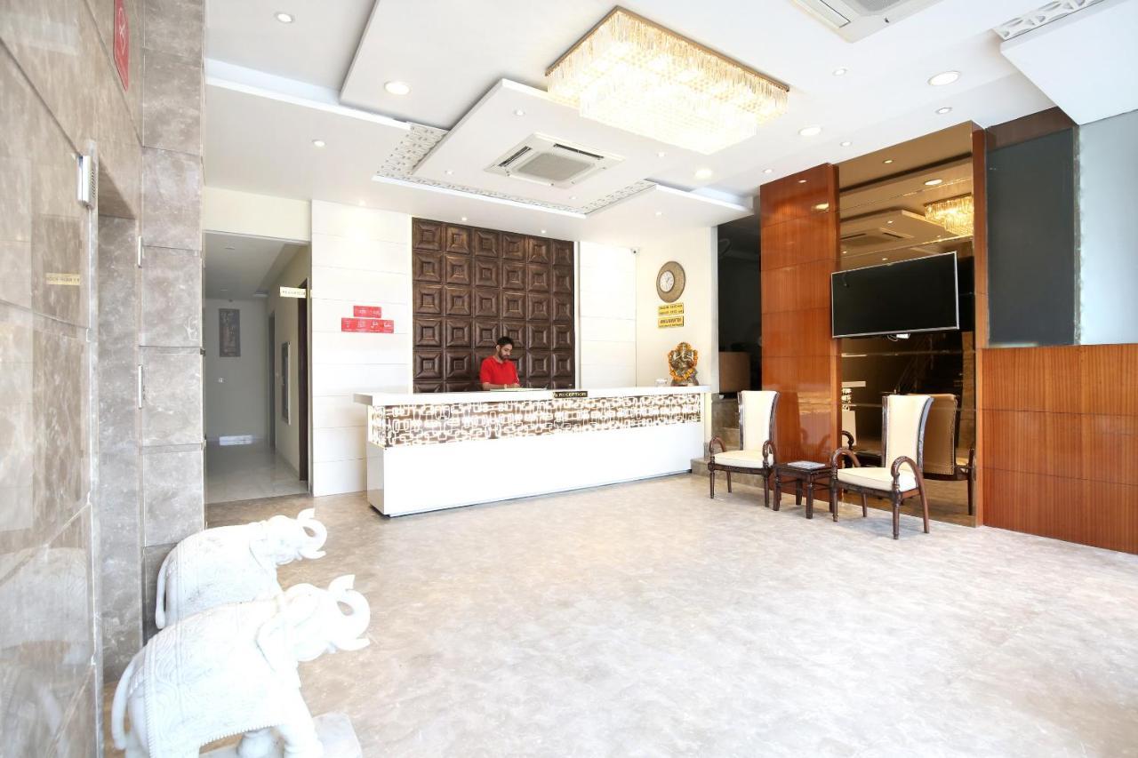Capital O 8510 Welcome Inn อัมริตสา ภายนอก รูปภาพ