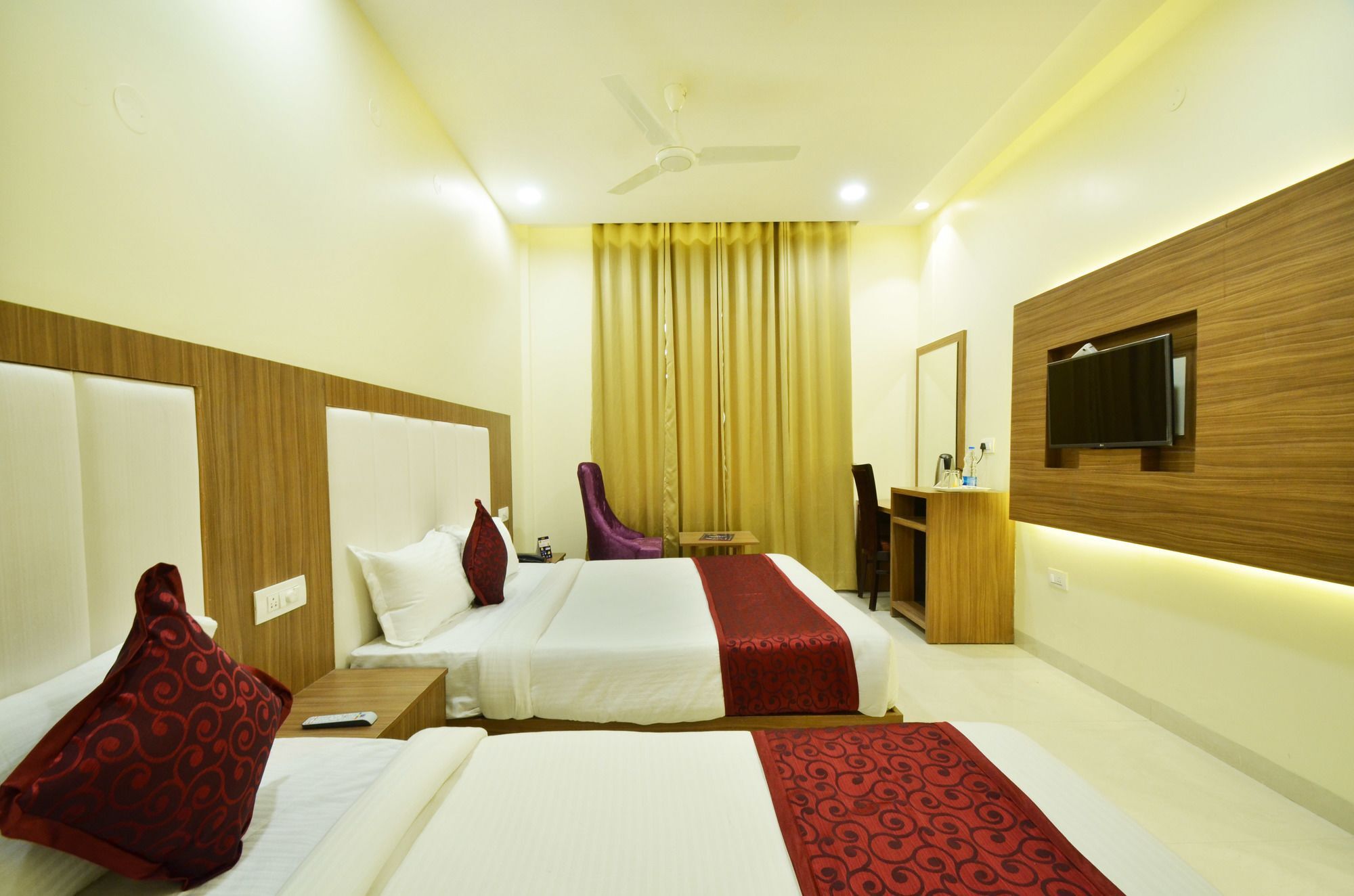 Capital O 8510 Welcome Inn อัมริตสา ภายนอก รูปภาพ
